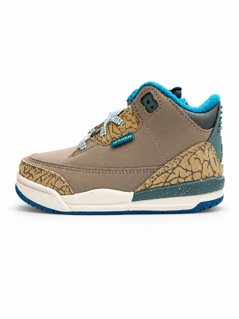 Air Jordan 3 Retro (TD) “Green Abyss” Toddler Sneakers – Size 9C